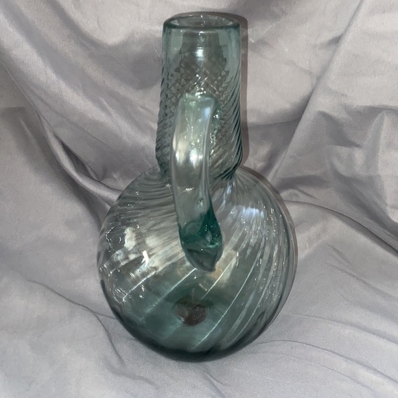 Vintage glass vase pitcher - Picture 6 of 10